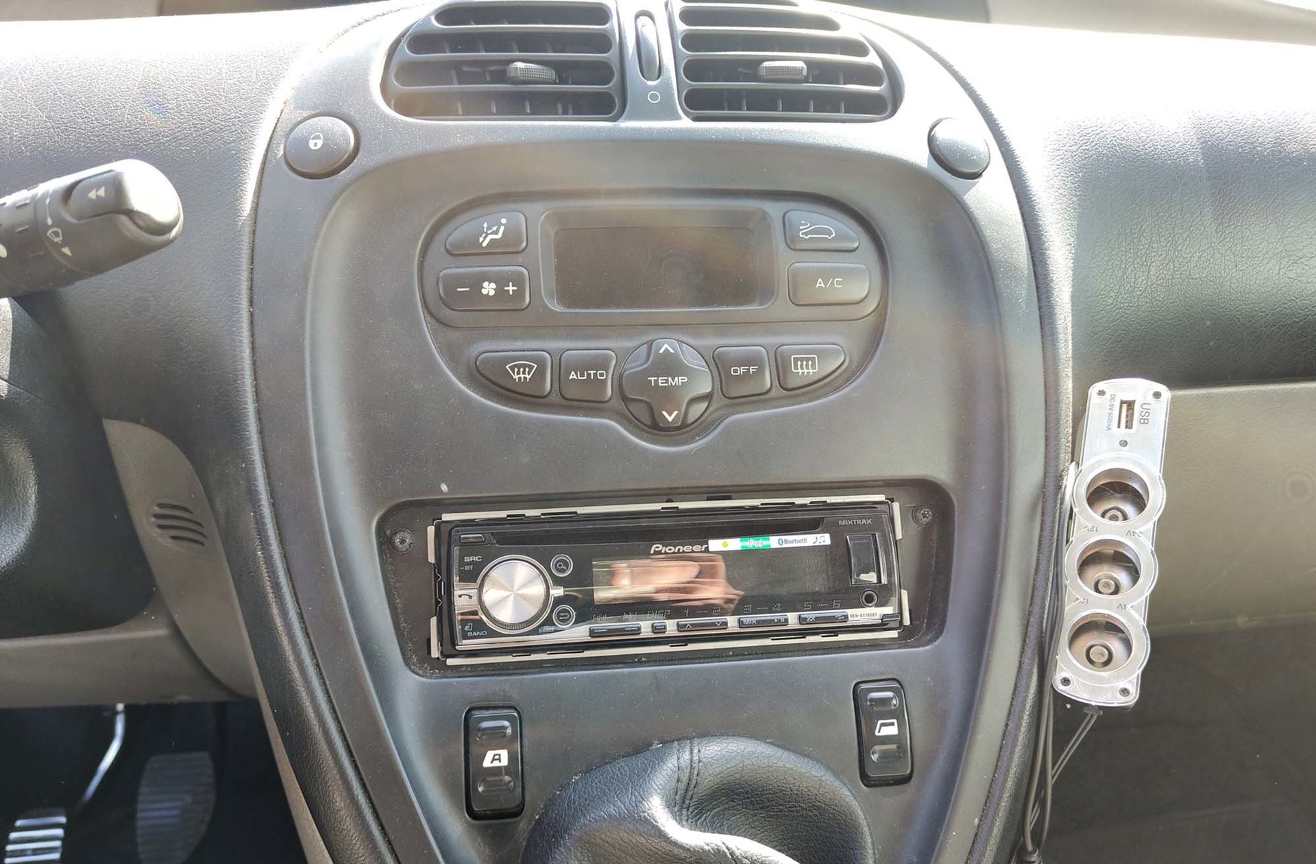 Citroën Xsara Picasso 2.0 HDi - foto 19