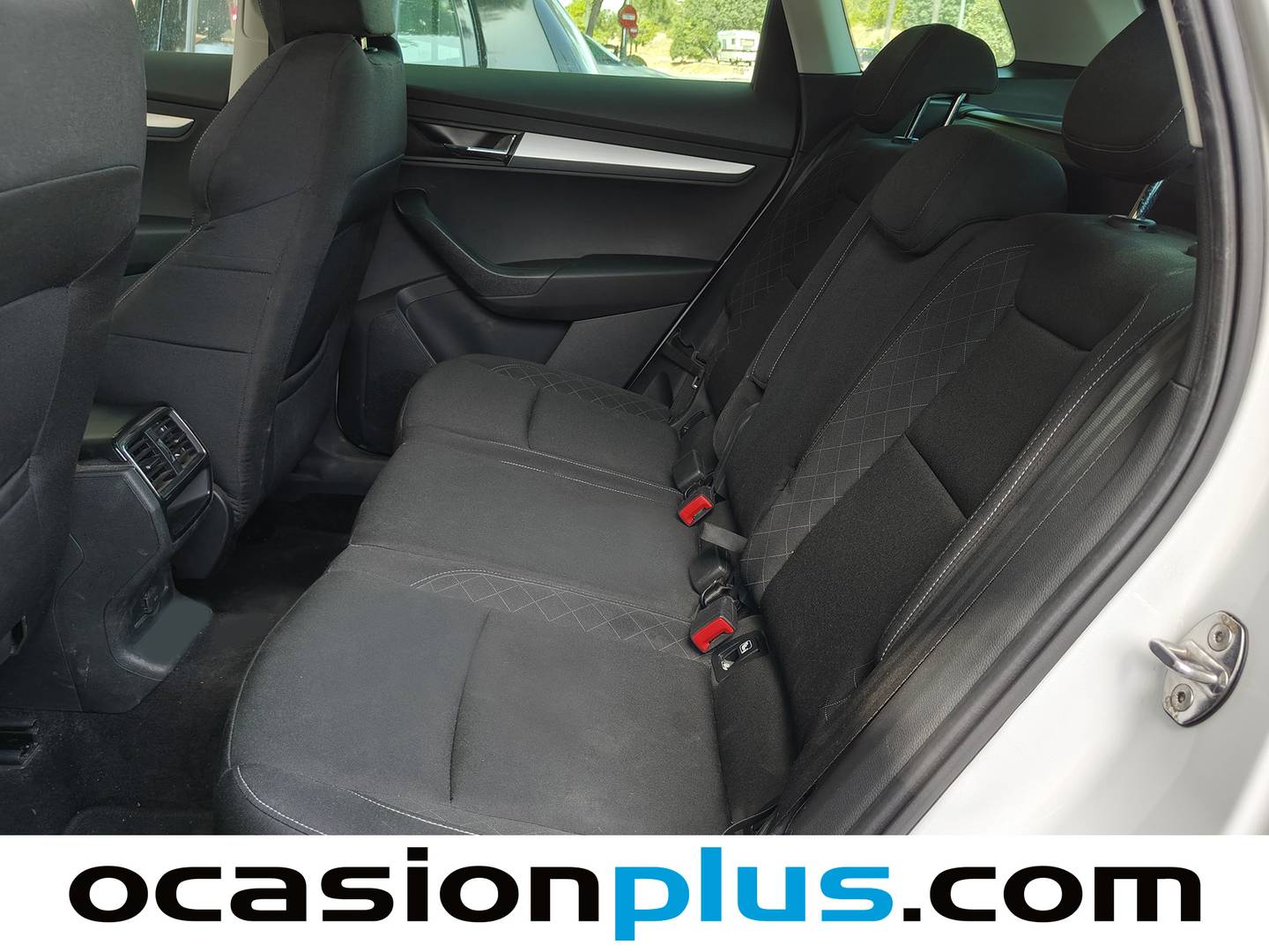 Foto asientos traseros Skoda Karoq Skoda Karoq 1.6 TDI Ambition (115 CV)