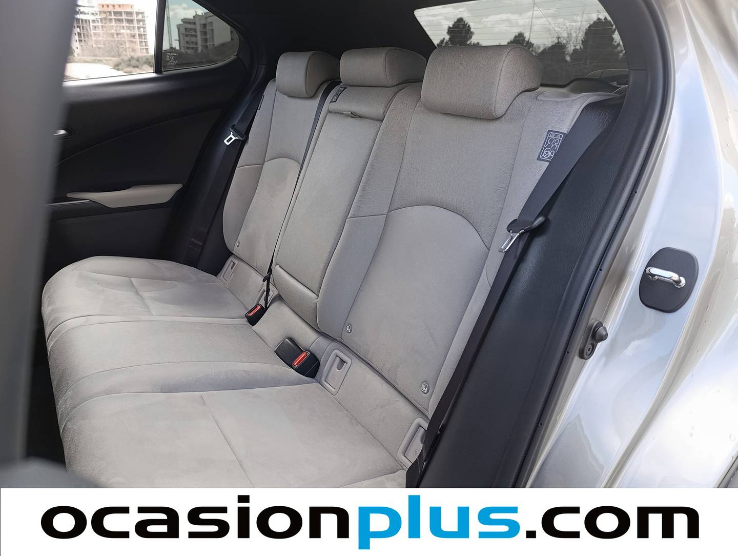 Foto Lexus UX Lexus UX 250h Business 2WD (184 CV)