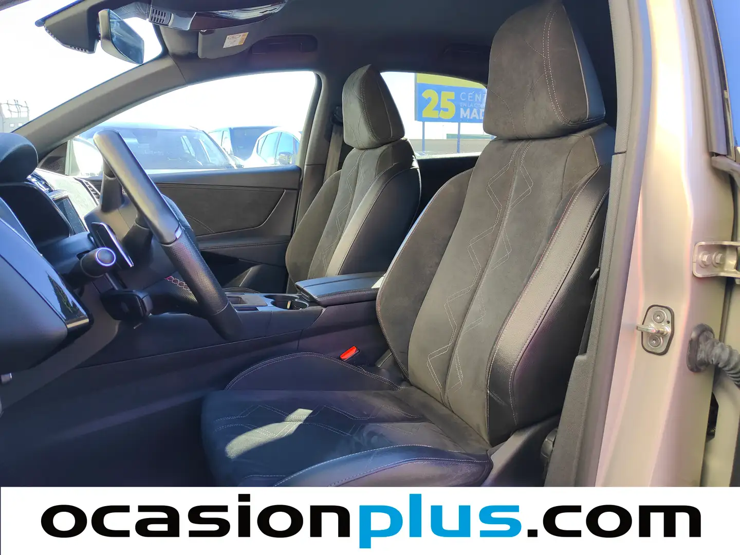 Foto DS DS 7 Crossback DS DS7 Crossback PureTech 180 Performance Line Auto (180 CV)