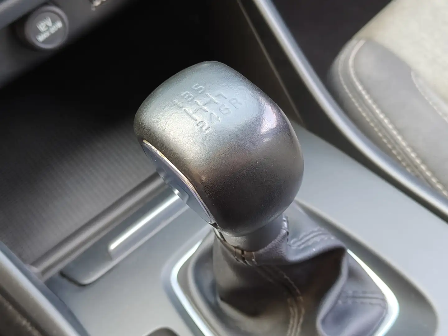 Foto Volvo XC40 Volvo XC40 T3 Momentum Pro  (163 CV)