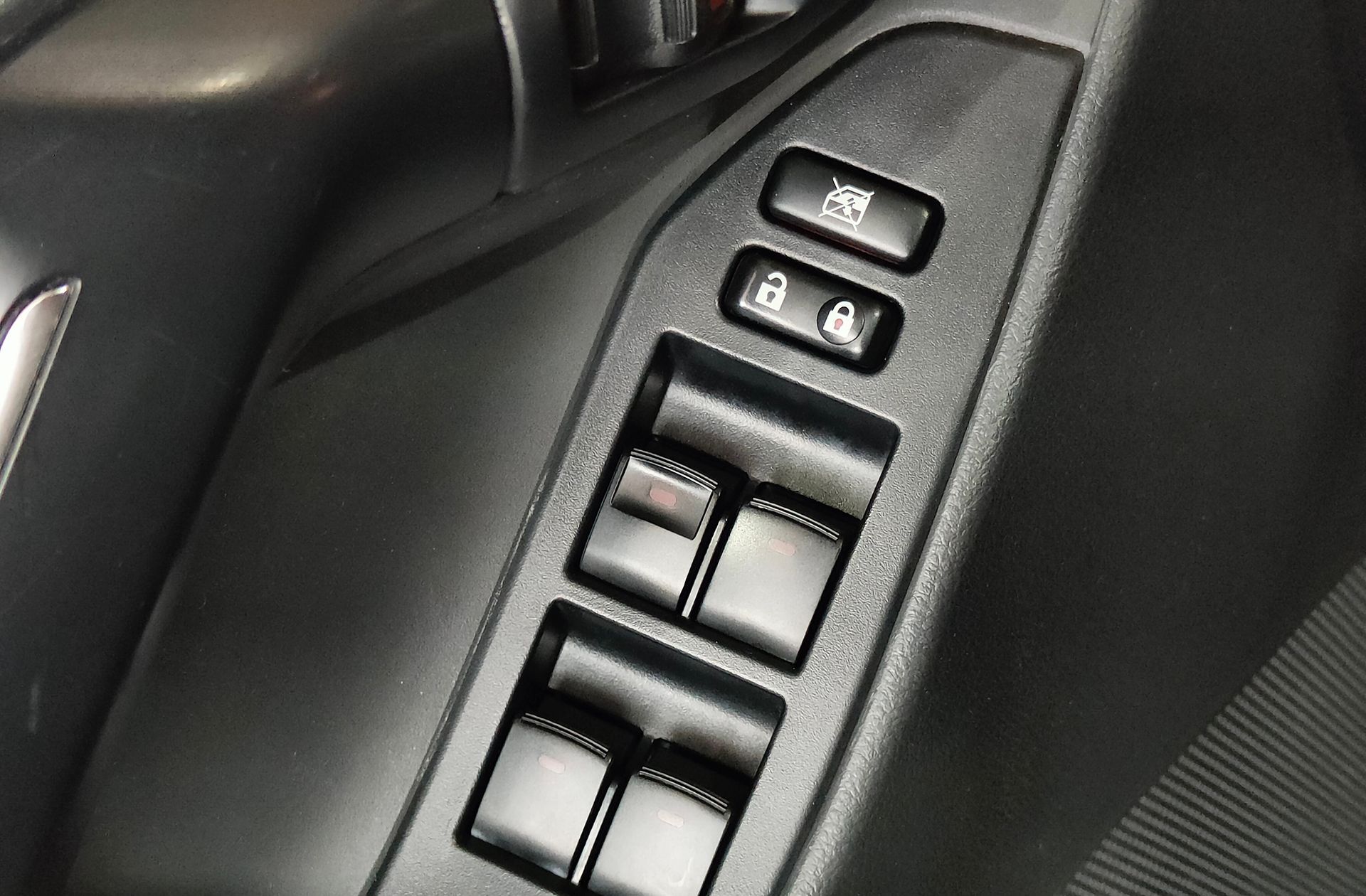 Toyota Verso 115D Advance - foto 33