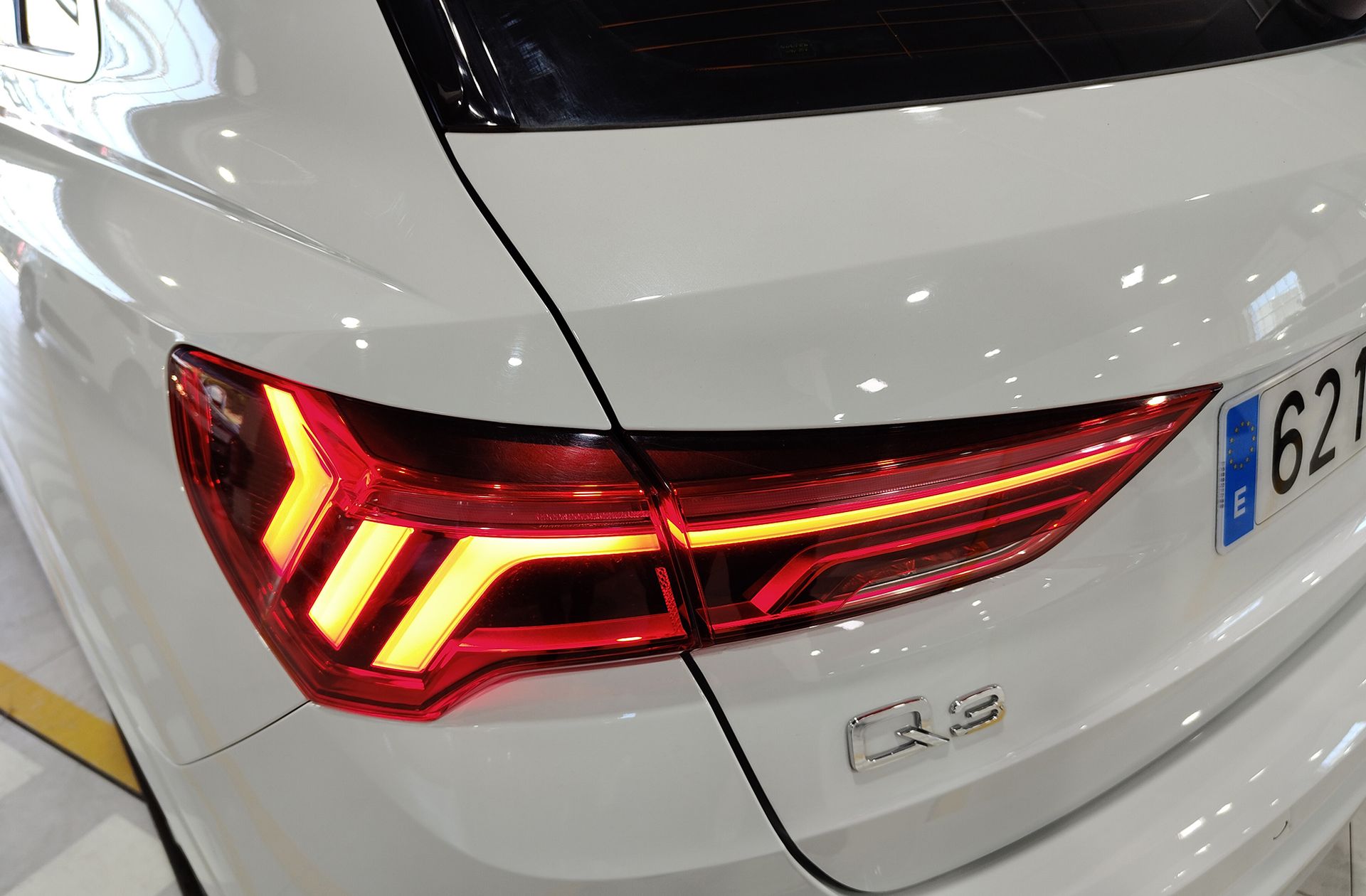 Audi Q3 Advanced 35 TFSI - foto 16