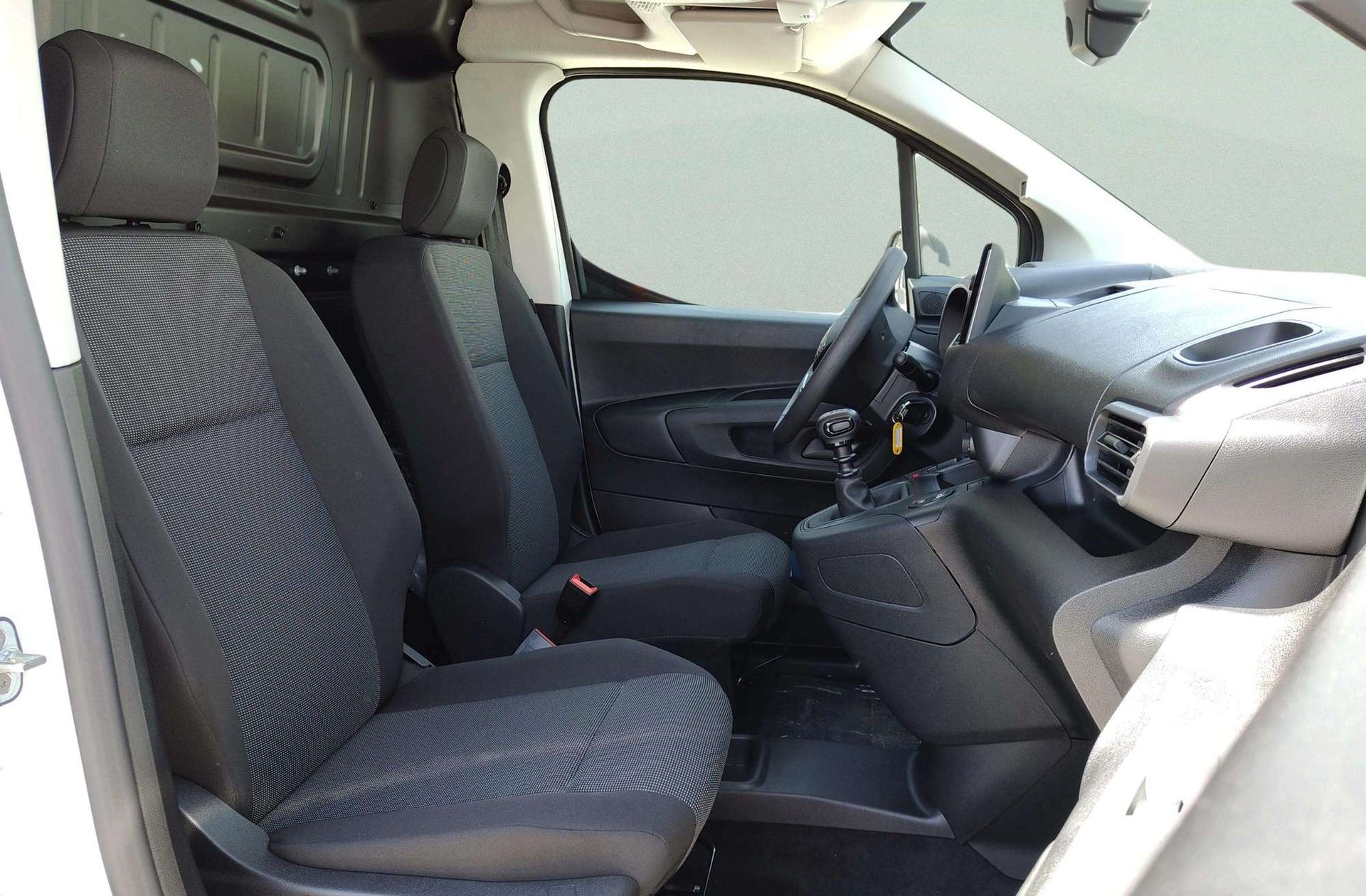 Fiat Doblò Furgón BlueHDi 100 M - foto 19
