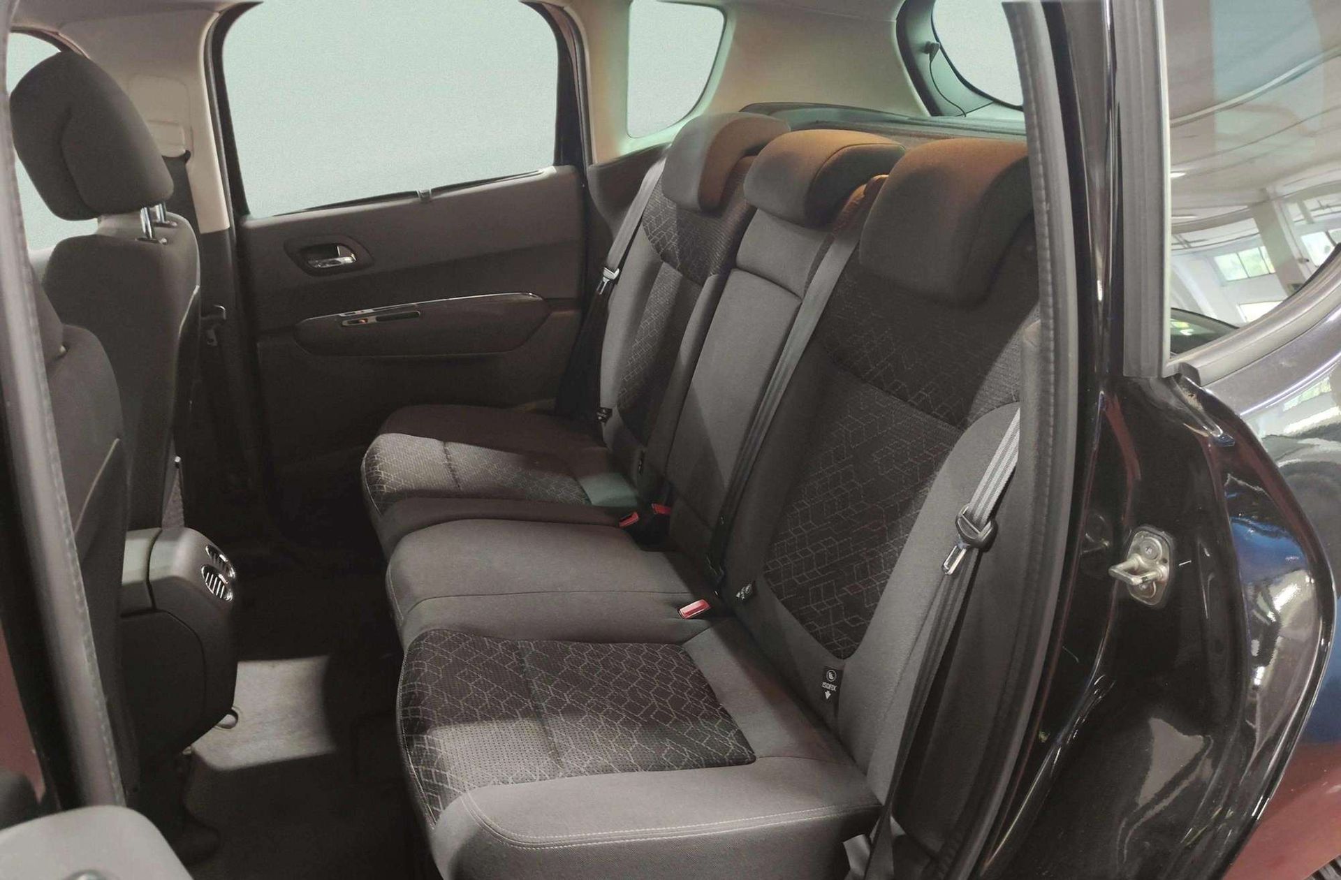 Peugeot 3008 1.6 BlueHDi FAP Style - foto 11