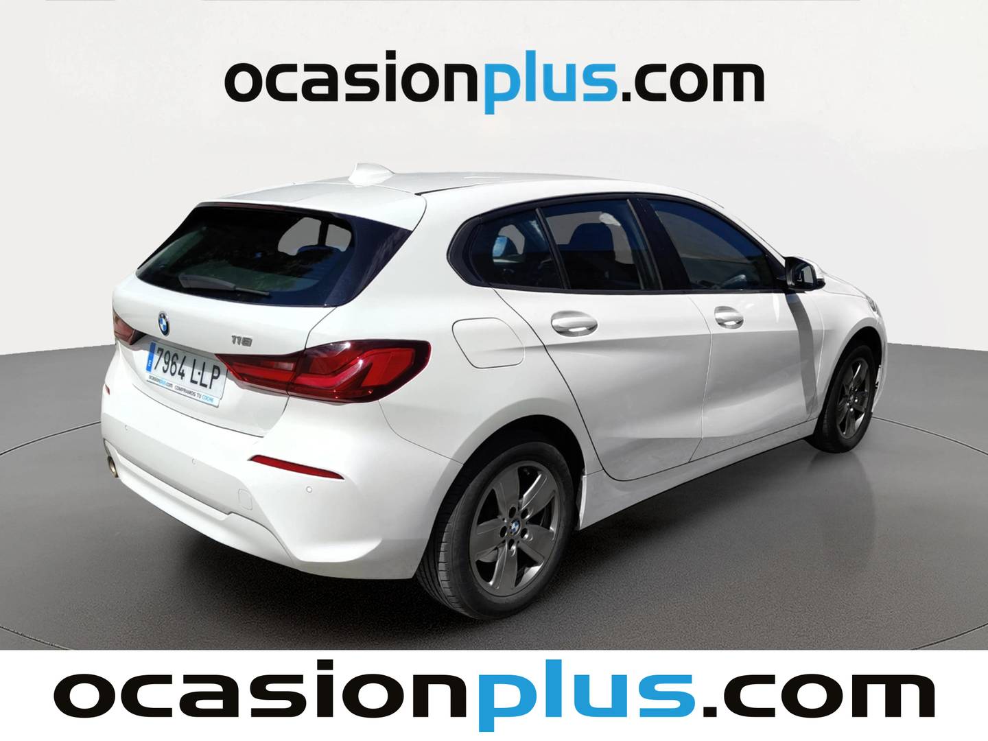 Foto trasera BMW Serie 1 BMW Serie 1 118i (140 CV) derecha