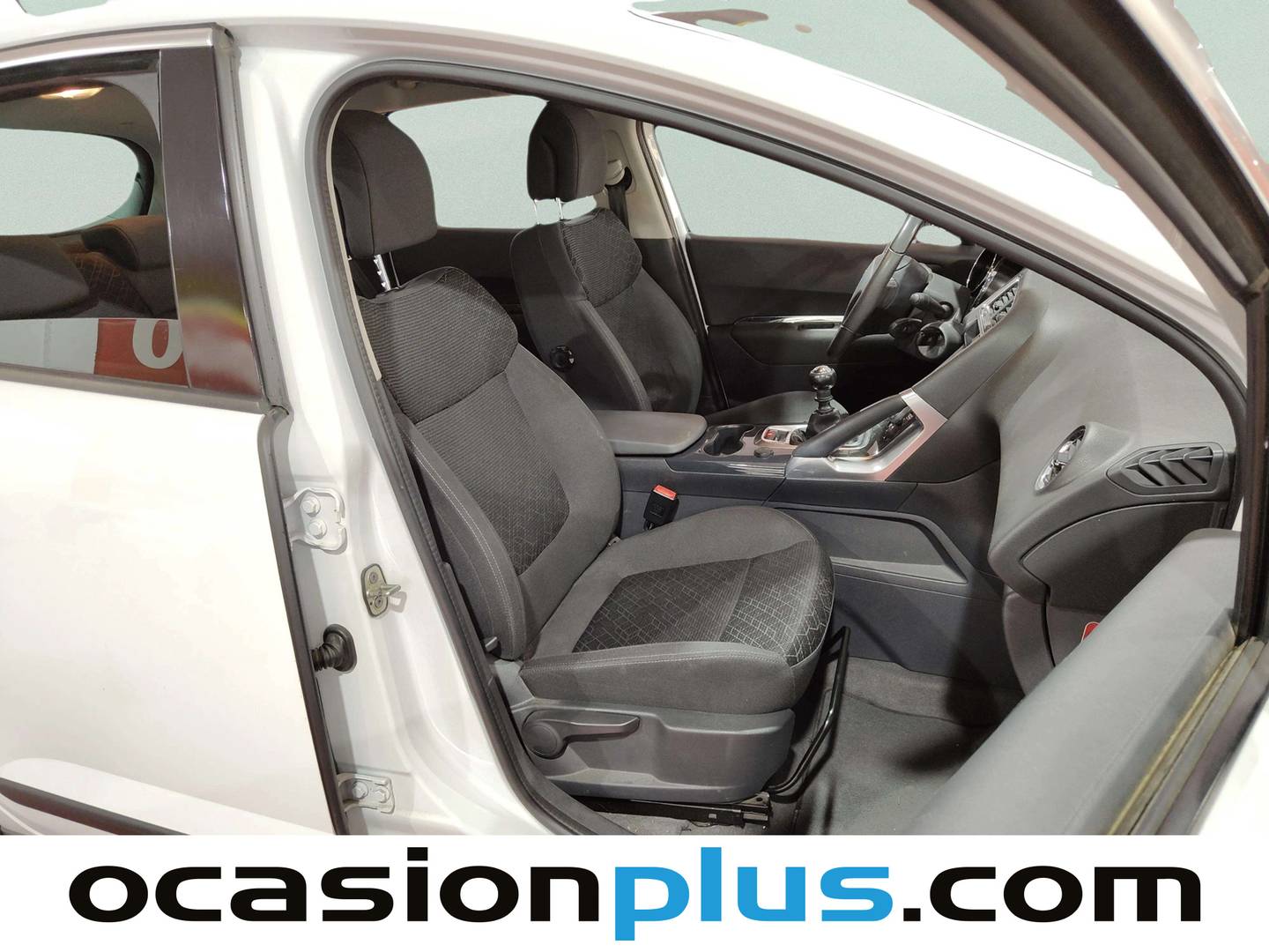 Foto Peugeot 3008 Peugeot 3008 1.2 PureTech Style (130 CV)