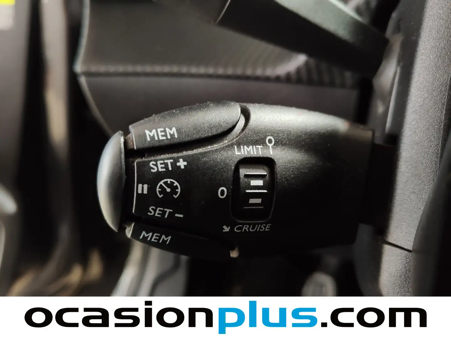 Foto Peugeot 208 Peugeot 208 PureTech 100 Allure (100 CV)