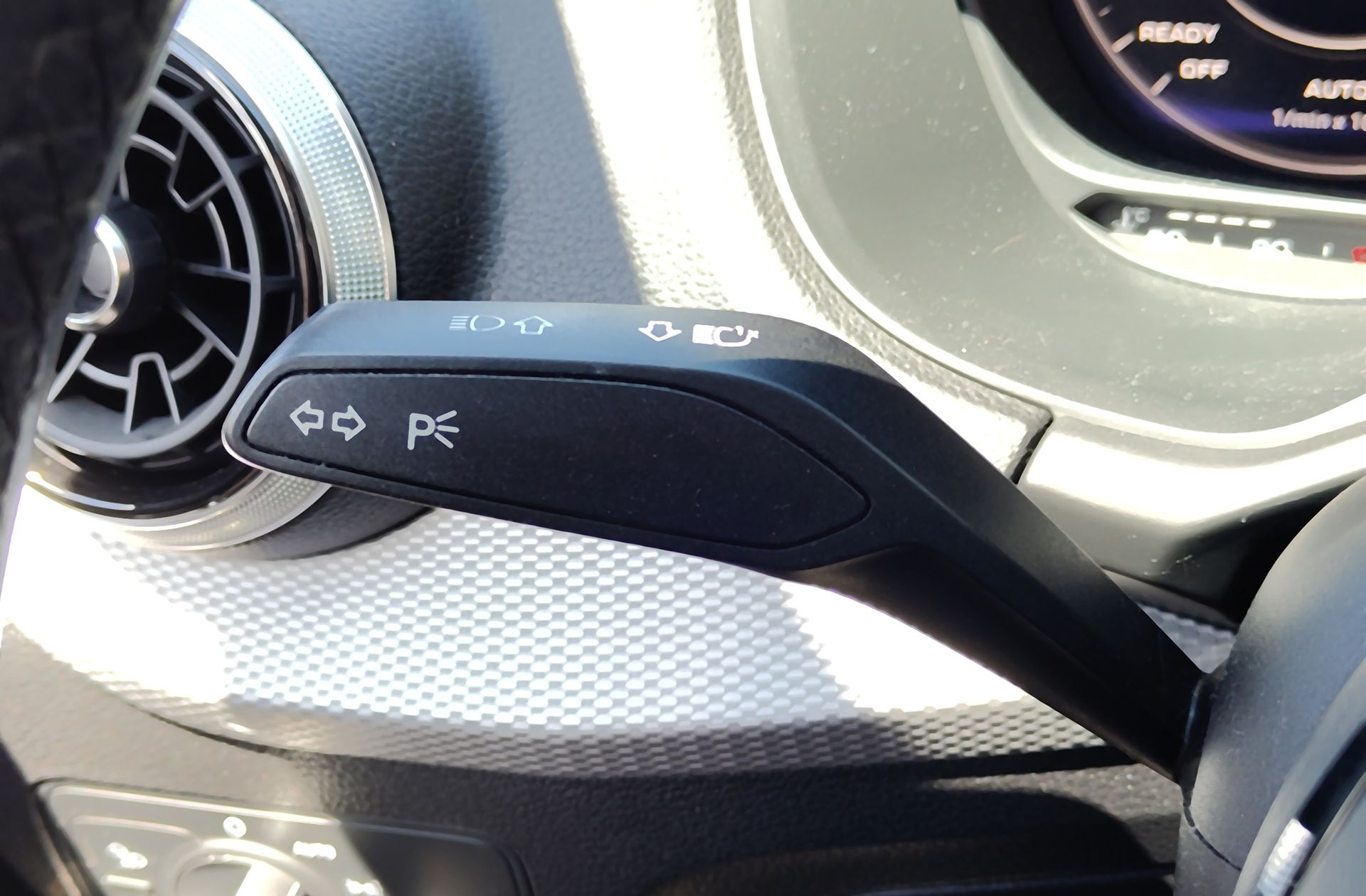 Audi Q2 S line 35 TFSI S tronic - foto 30