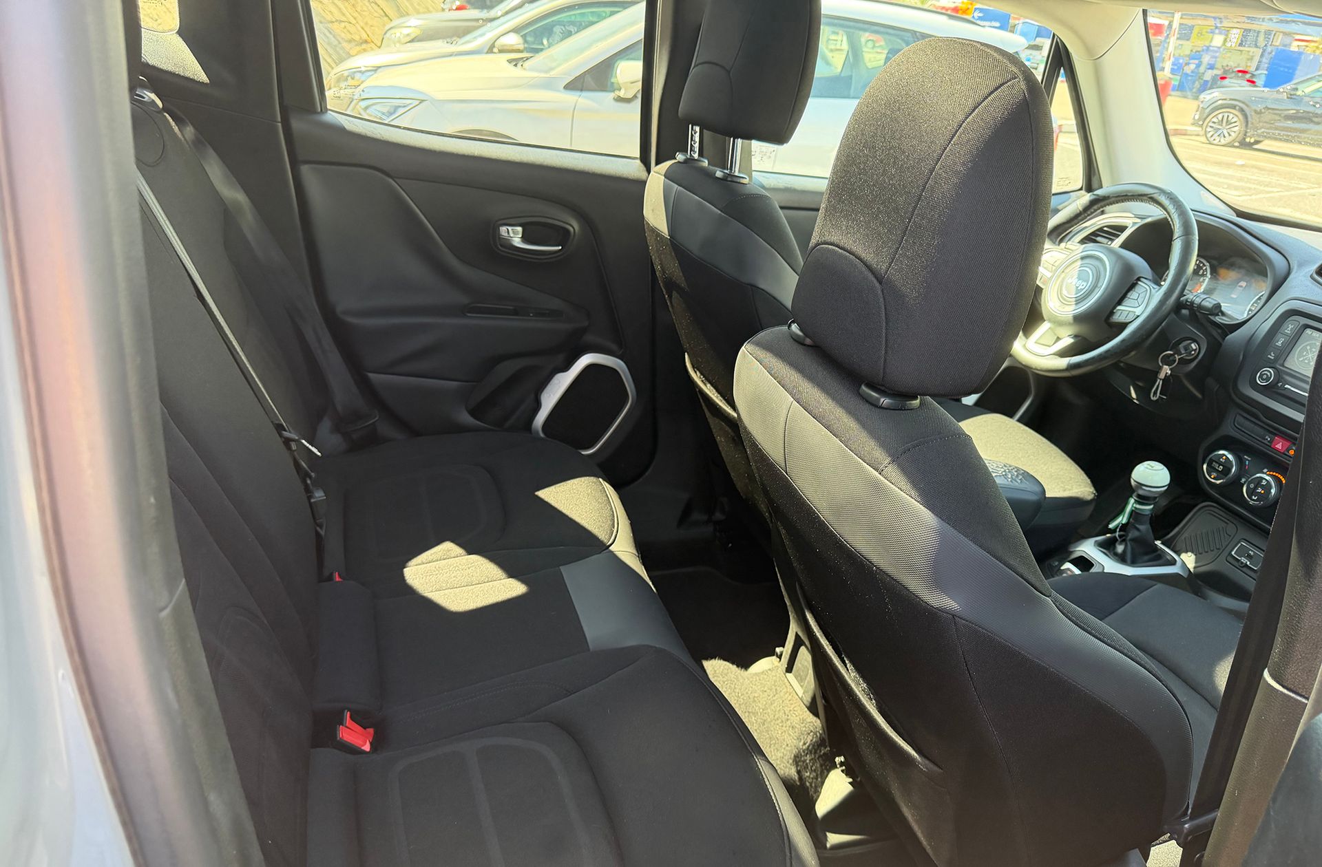 Jeep Renegade 1.4 MultiAir Limited 4x2 - foto 14