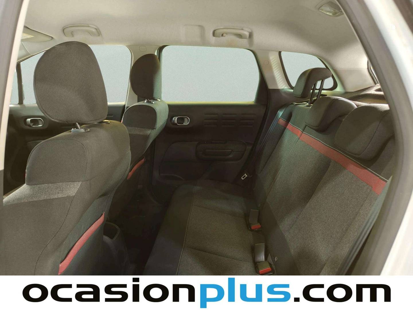 Foto asientos traseros Citroën C3 Aircross Citroën C3 Aircross BlueHDi 110 S&S C-Series (110 CV)