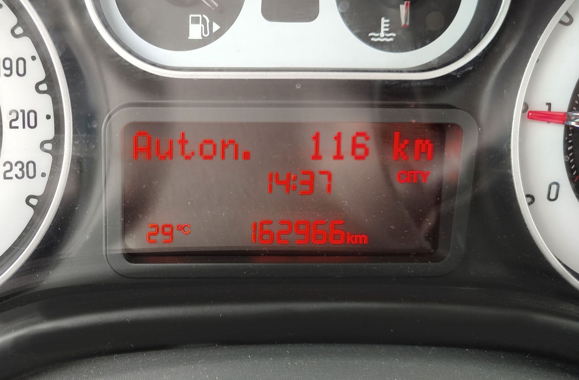 Fiat 500L 1.4 Pop Star - foto 7
