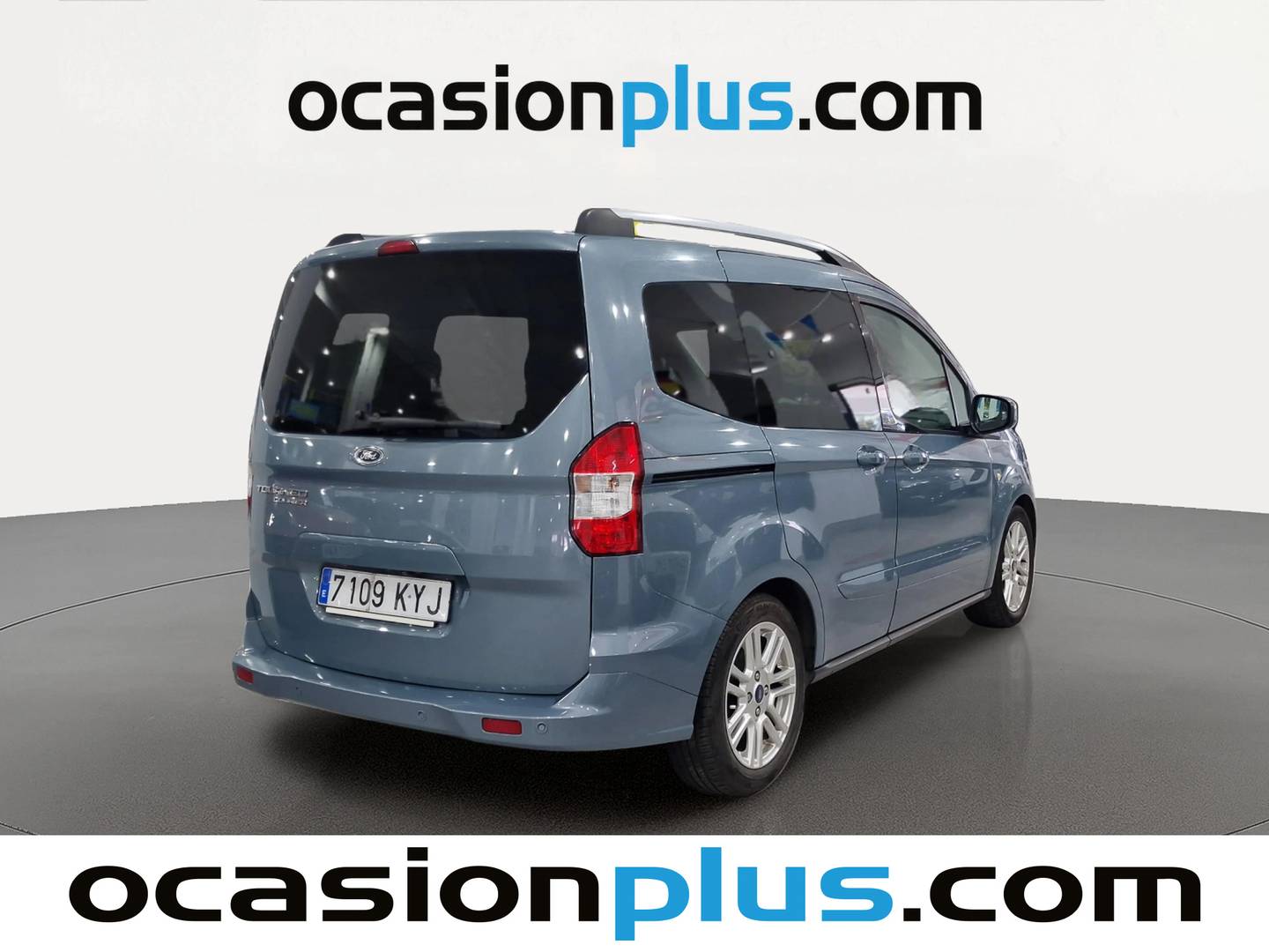 Foto trasera Ford Tourneo Courier Ford Tourneo Courier 1.0 EcoBoost Titanium (100 CV) derecha