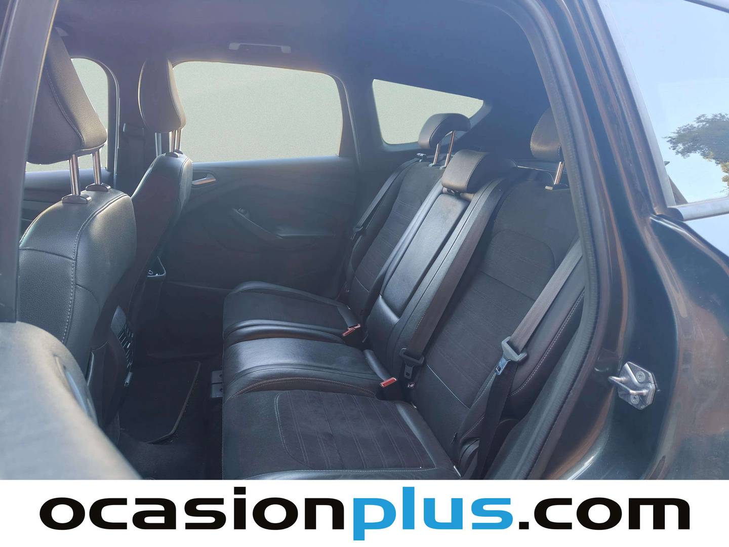 Foto asientos traseros Ford Kuga Ford Kuga 1.5 TDCI S&S ST-Line 4x2 (120 CV)