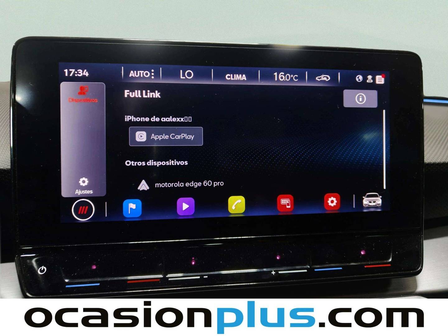 Equipamiento del Seat León Seat León 1.0 TSI S&S FR 25 Aniversario (110 CV)