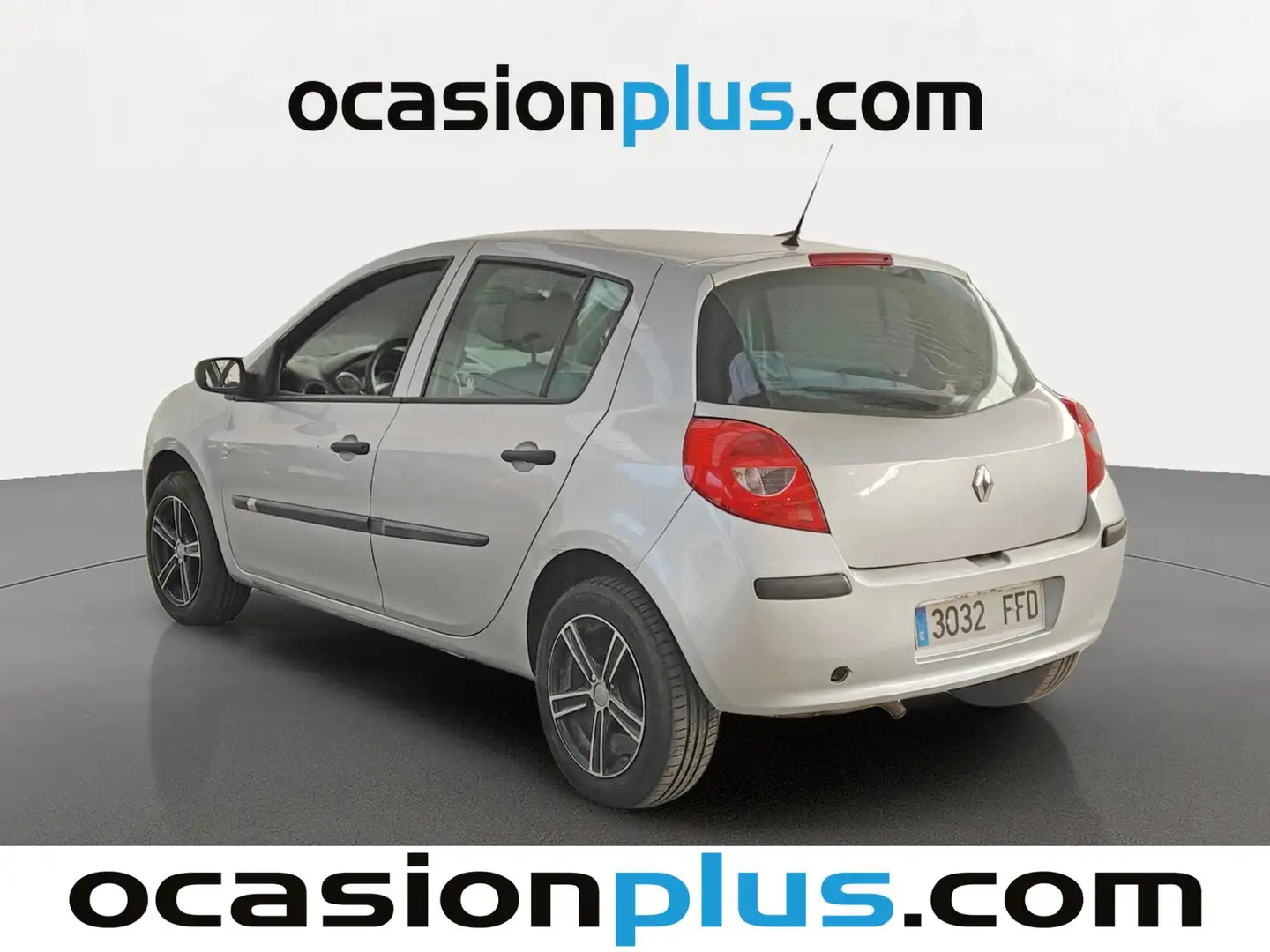 Foto Renault Clio Renault Clio 1.2 16v Pack Authentique (75 CV)