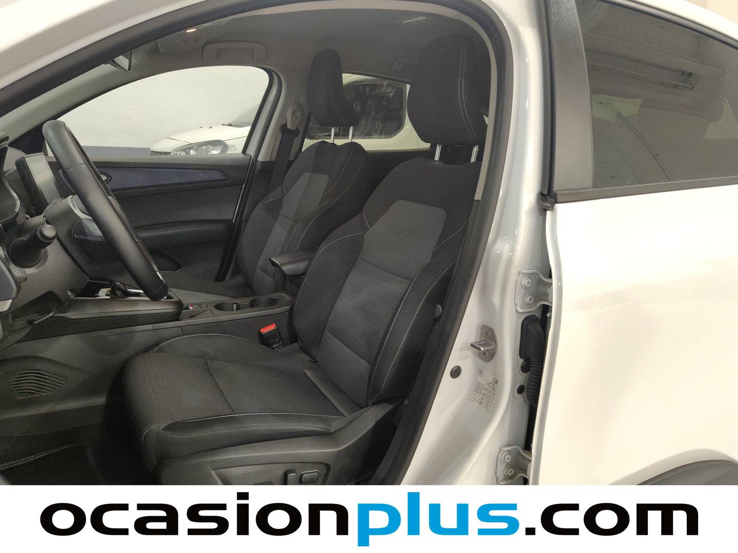 Foto asientos delanteros Renault Arkana Renault Arkana Evolution E-Tech full hybrid (145 CV)