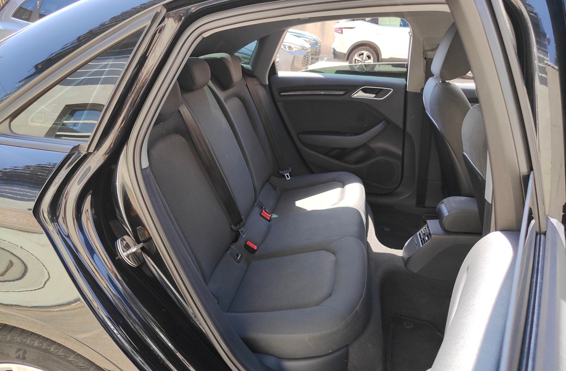 Audi A3 Sedan 35 TDI S Tronic S-Line - foto 17