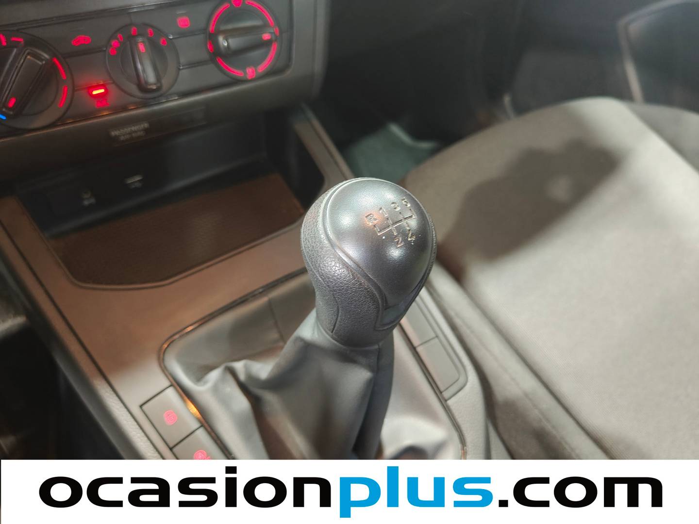 Seat Ibiza Seat Ibiza 1.0 S&S Reference Plus (75 CV) de segunda mano
