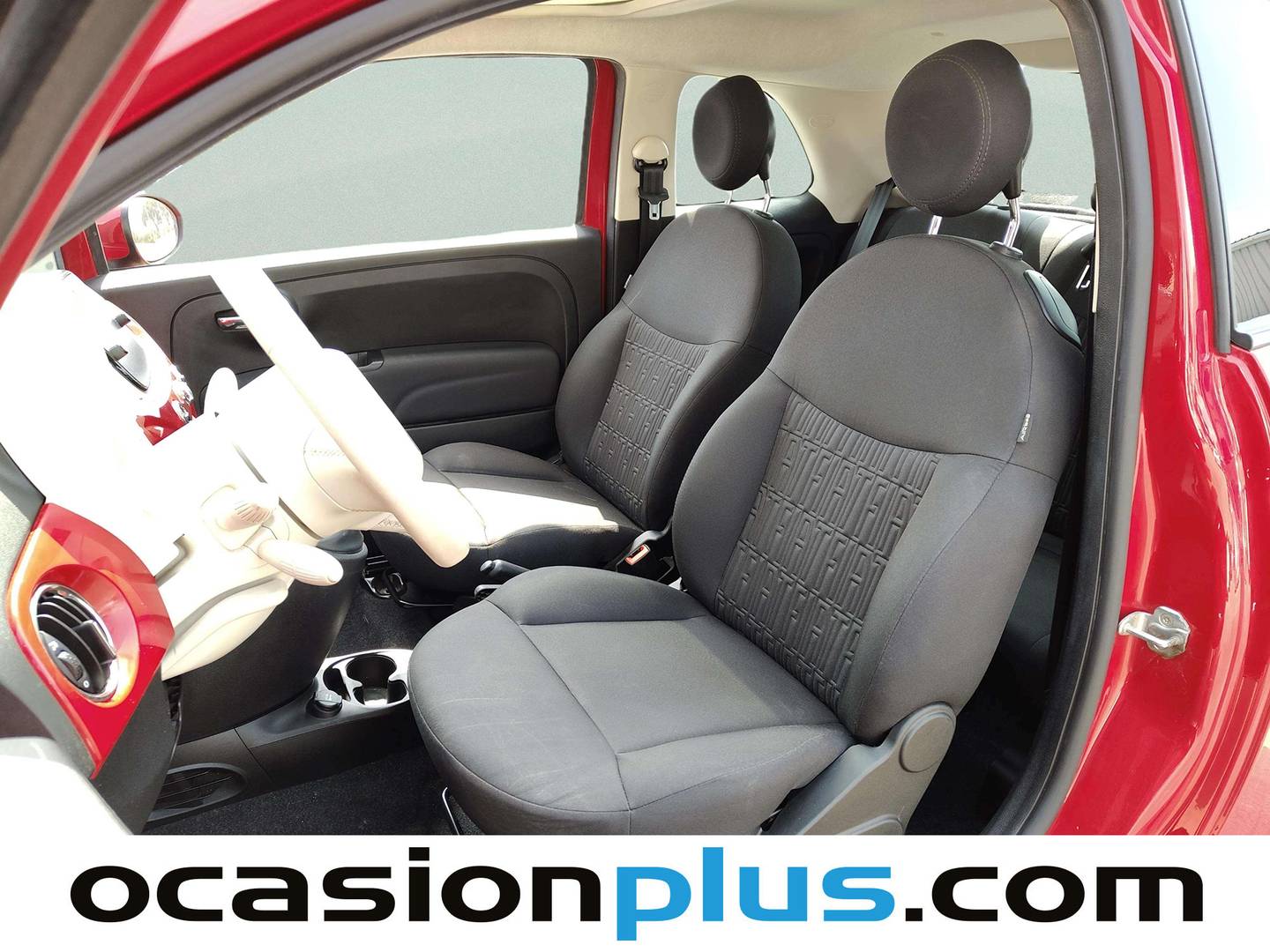Foto asientos delanteros Fiat 500 Fiat 500 1.0 Hybrid Dolcevita (70 CV)
