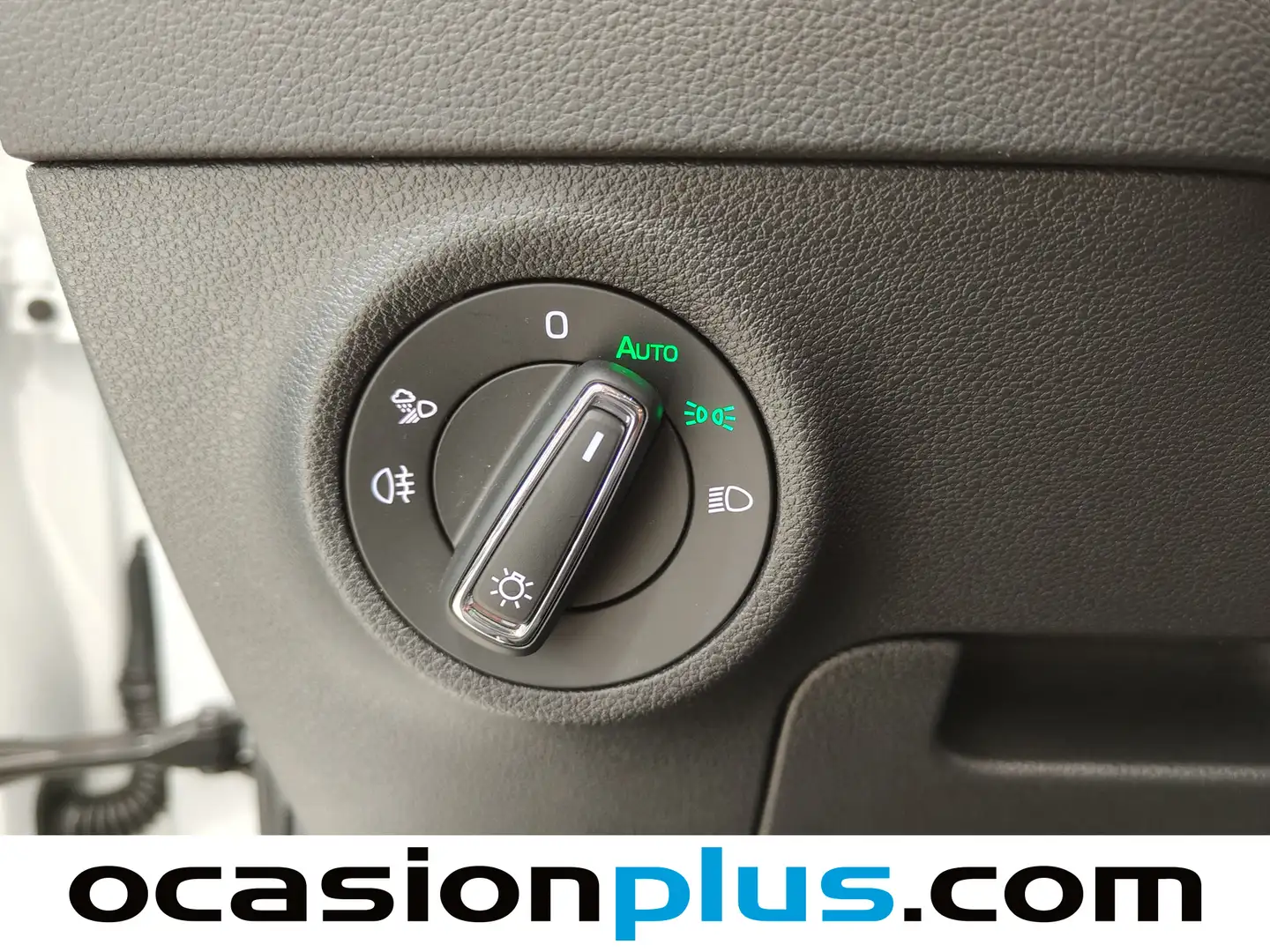 Foto Skoda Karoq Skoda Karoq 1.5 TSI ACT Design DSG  (150 CV)