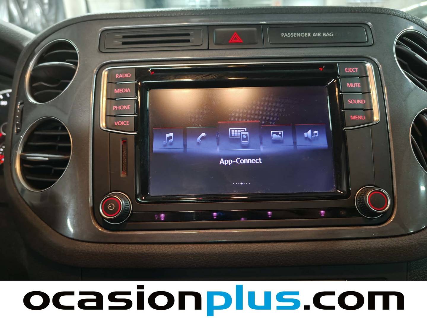 Foto Volkswagen Tiguan Volkswagen Tiguan 2.0 TDI BMT 4x2 (150 CV)