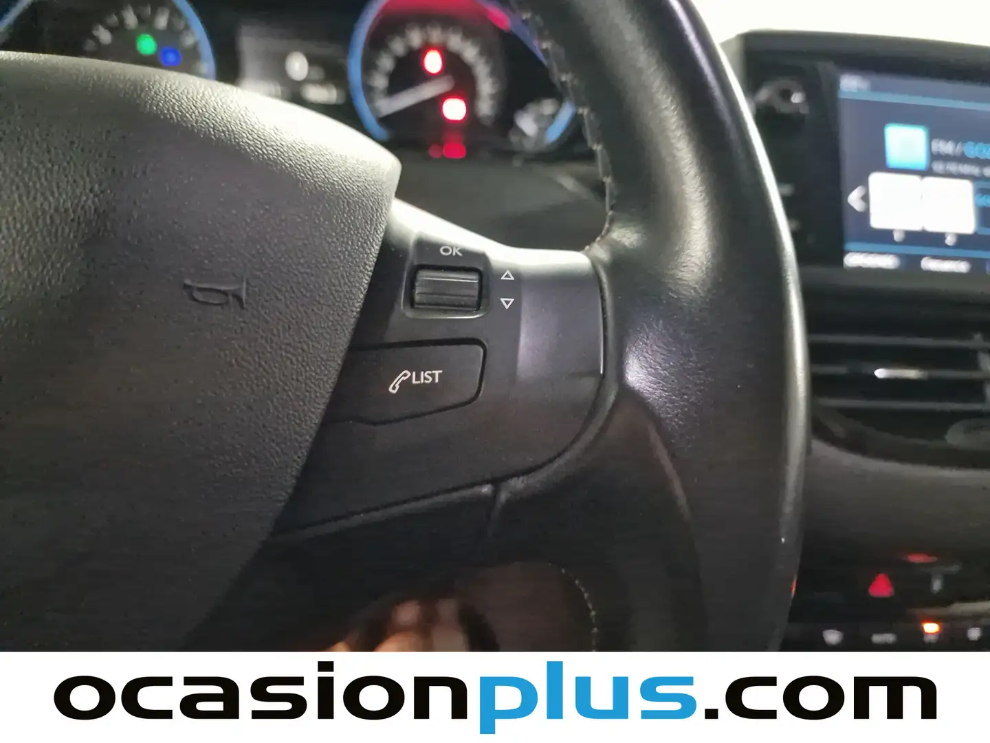 Foto Peugeot 2008 Peugeot 2008 PureTech 130 S&S Allure (130 CV)