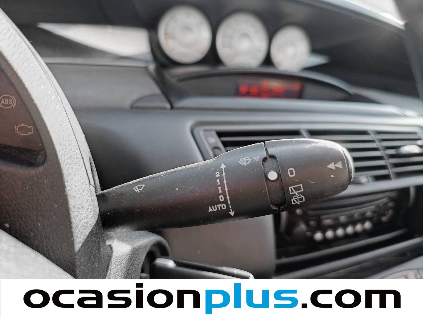 Extras del Citroën C8 Citroën C8 2.0 HDI Premier (138 CV)
