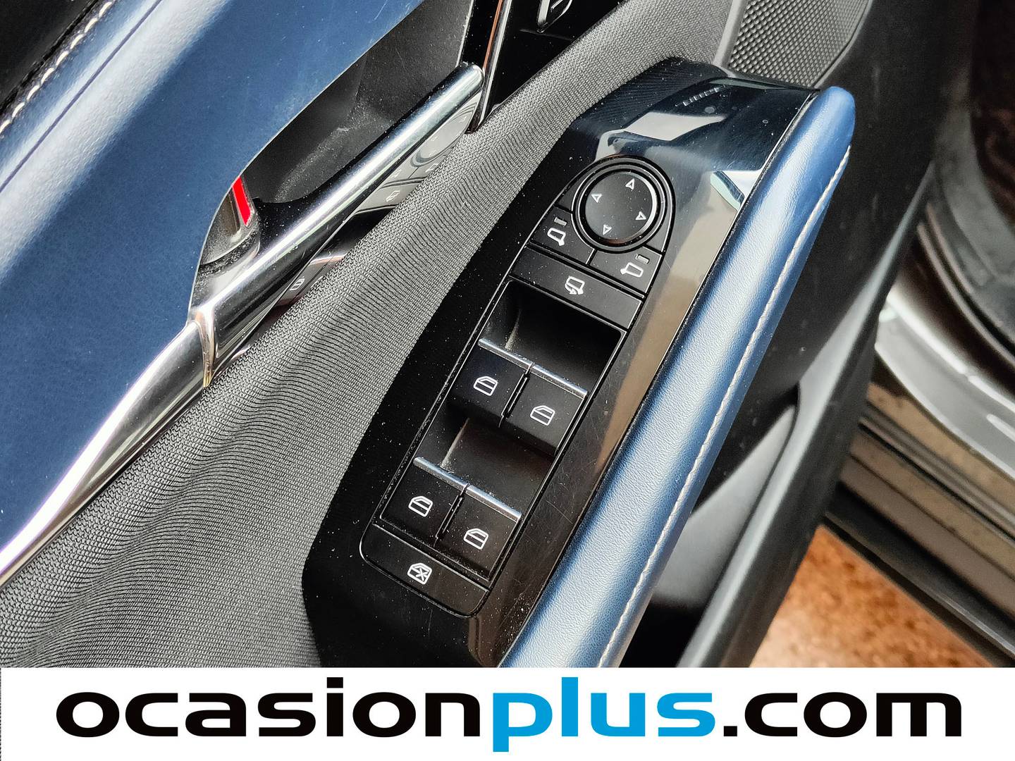 Foto Mazda CX-30 Mazda CX-30 2.0 Skyactiv-X Zenith (186 CV)