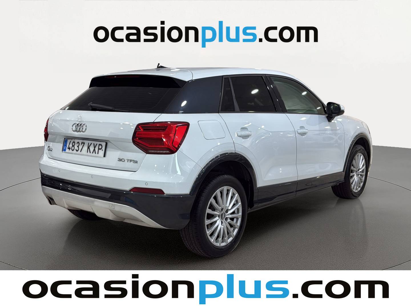 Foto trasera Audi Q2 Audi Q2 design 30 TFSI (116 CV) S tronic derecha