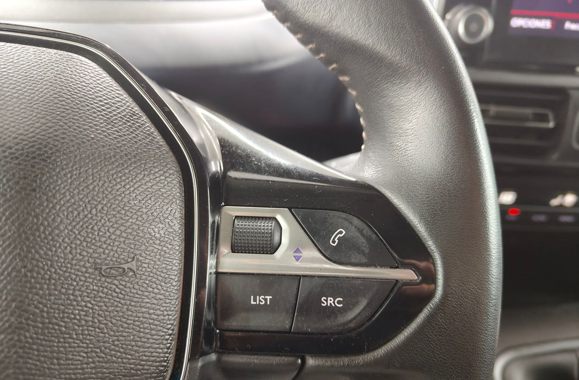 Peugeot Rifter BlueHDi 130 Allure Standard - foto 29
