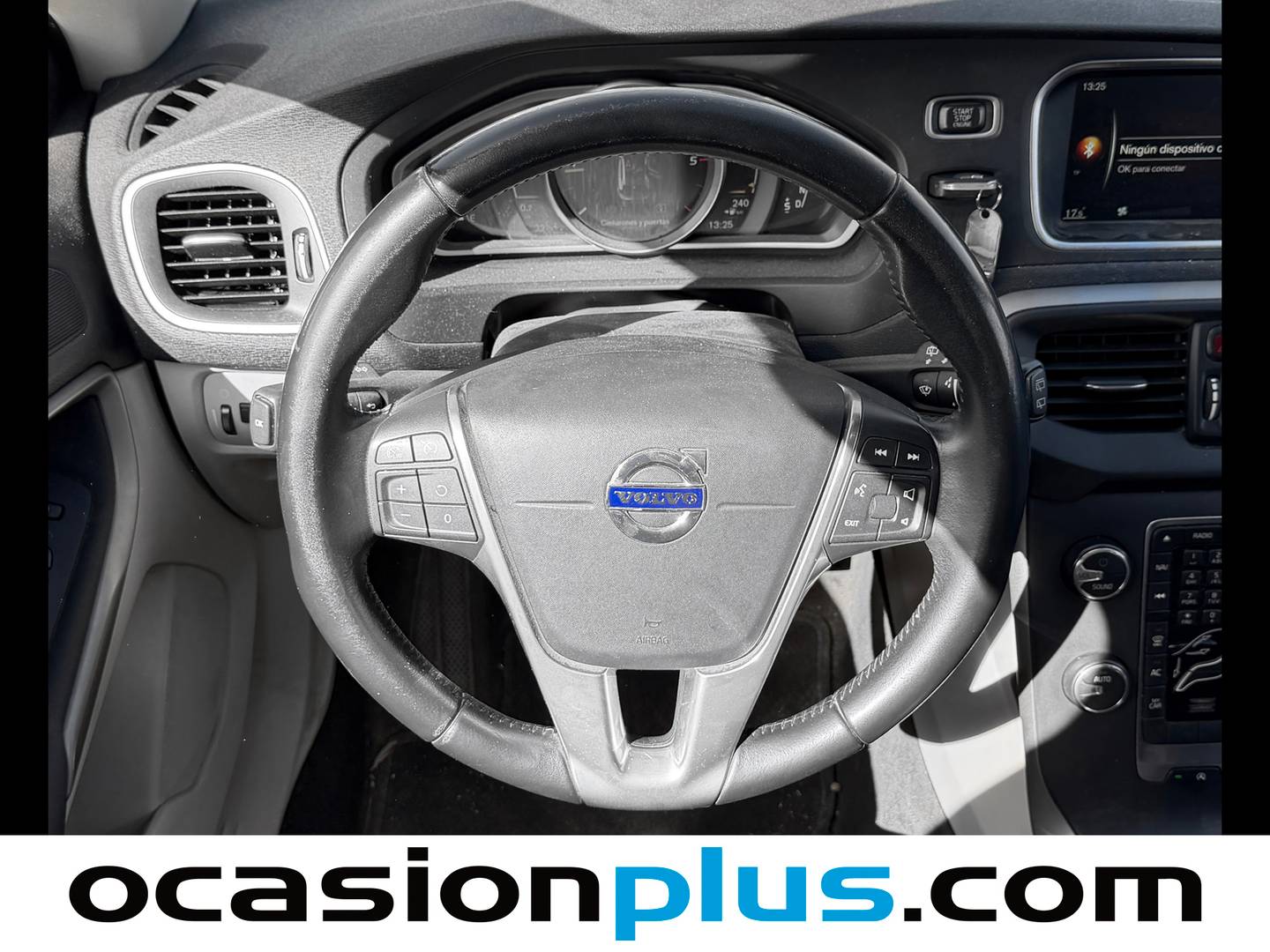 Foto Volvo V40 Volvo V40 D3 Momentum Auto (150 CV)