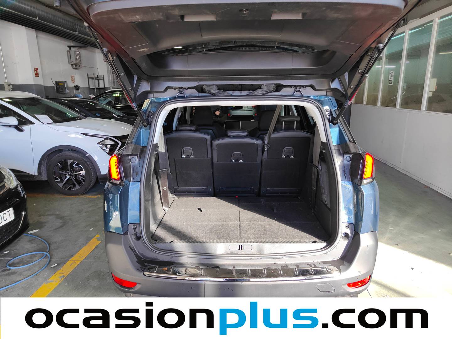 Foto Peugeot 5008 Peugeot 5008 PureTech 130 S&S Allure (130 CV) 7 Plazas