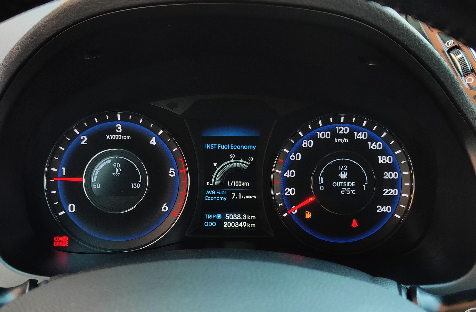 Hyundai i40 CW 1.7 CRDi BlueDrive Tecno - foto 22