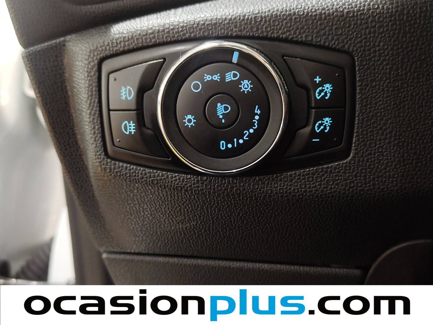 Ford EcoSport Ford EcoSport 1.0T EcoBoost S&S Titanium (125 CV) 125cv
