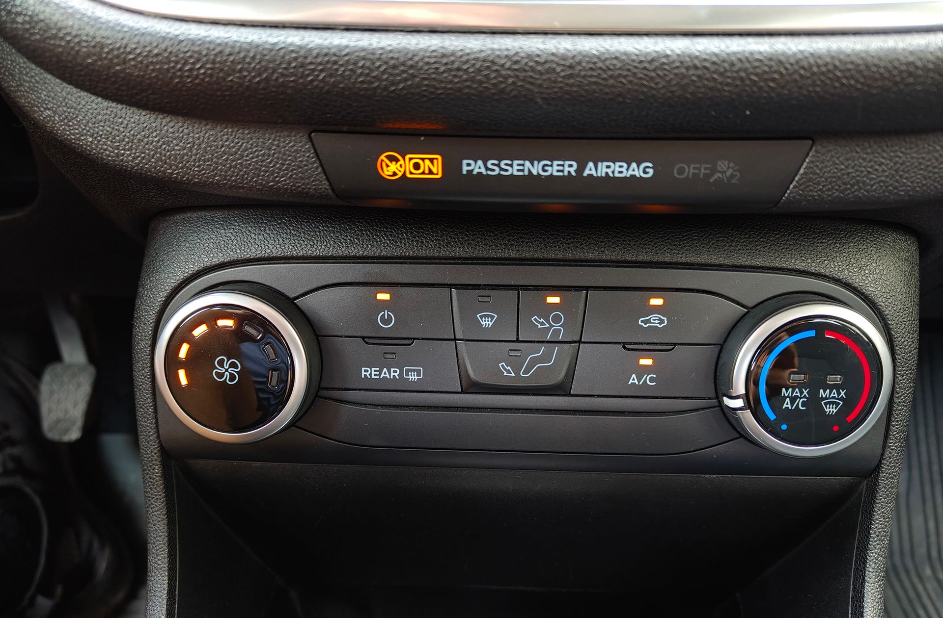 Ford Fiesta 1.0 EcoBoost Trend+ - foto 28