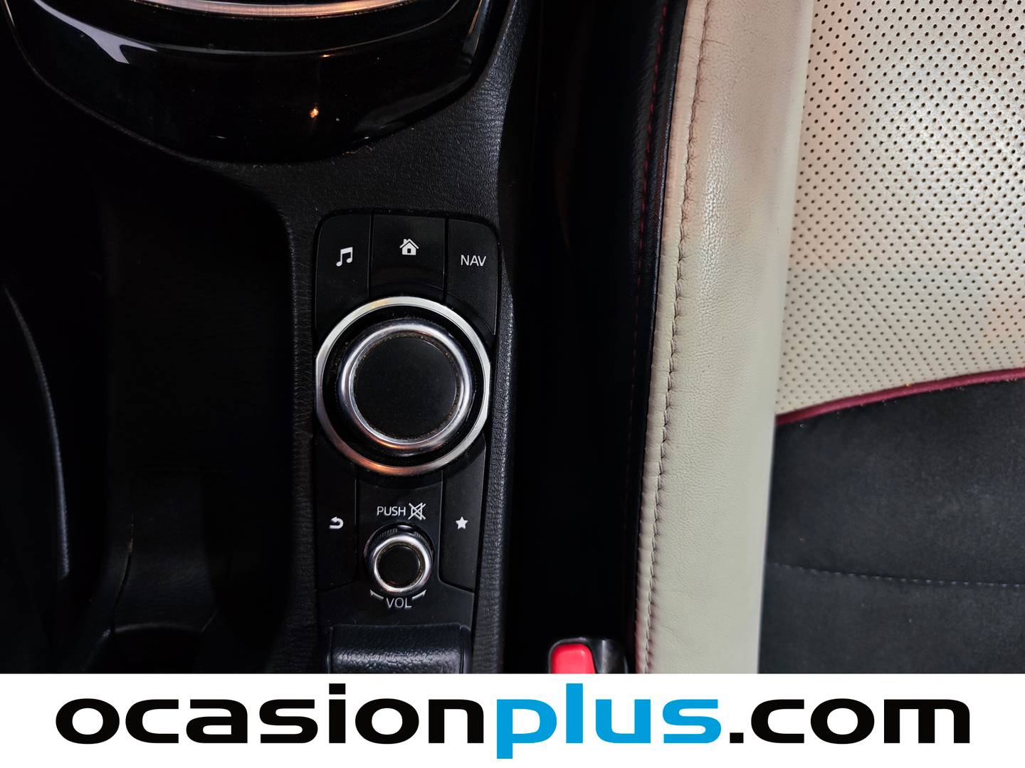 Mazda CX-3 Mazda CX-3 1.5 DE SKYACTIV Luxury 4WD AT (105 CV) 105cv