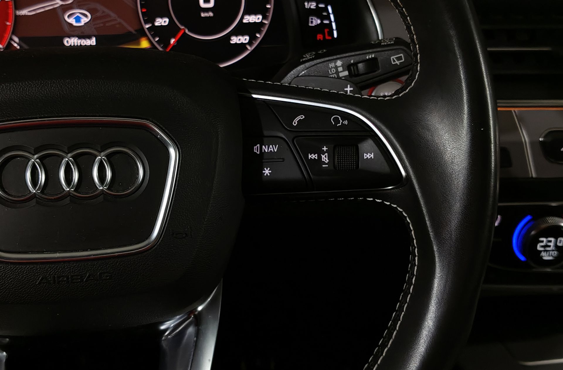 Audi SQ7 4.0 TDI quattro tiptronic 7 plazas - foto 41