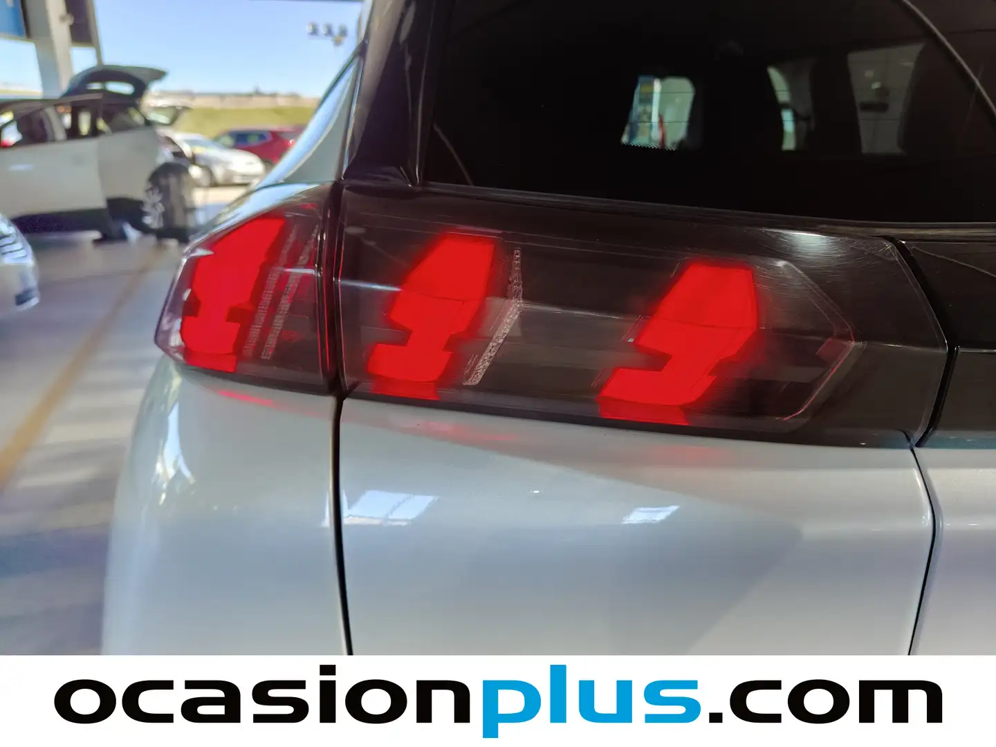 Foto Peugeot 2008 Peugeot 2008 PureTech 130 S&S Allure Pack (130 CV)