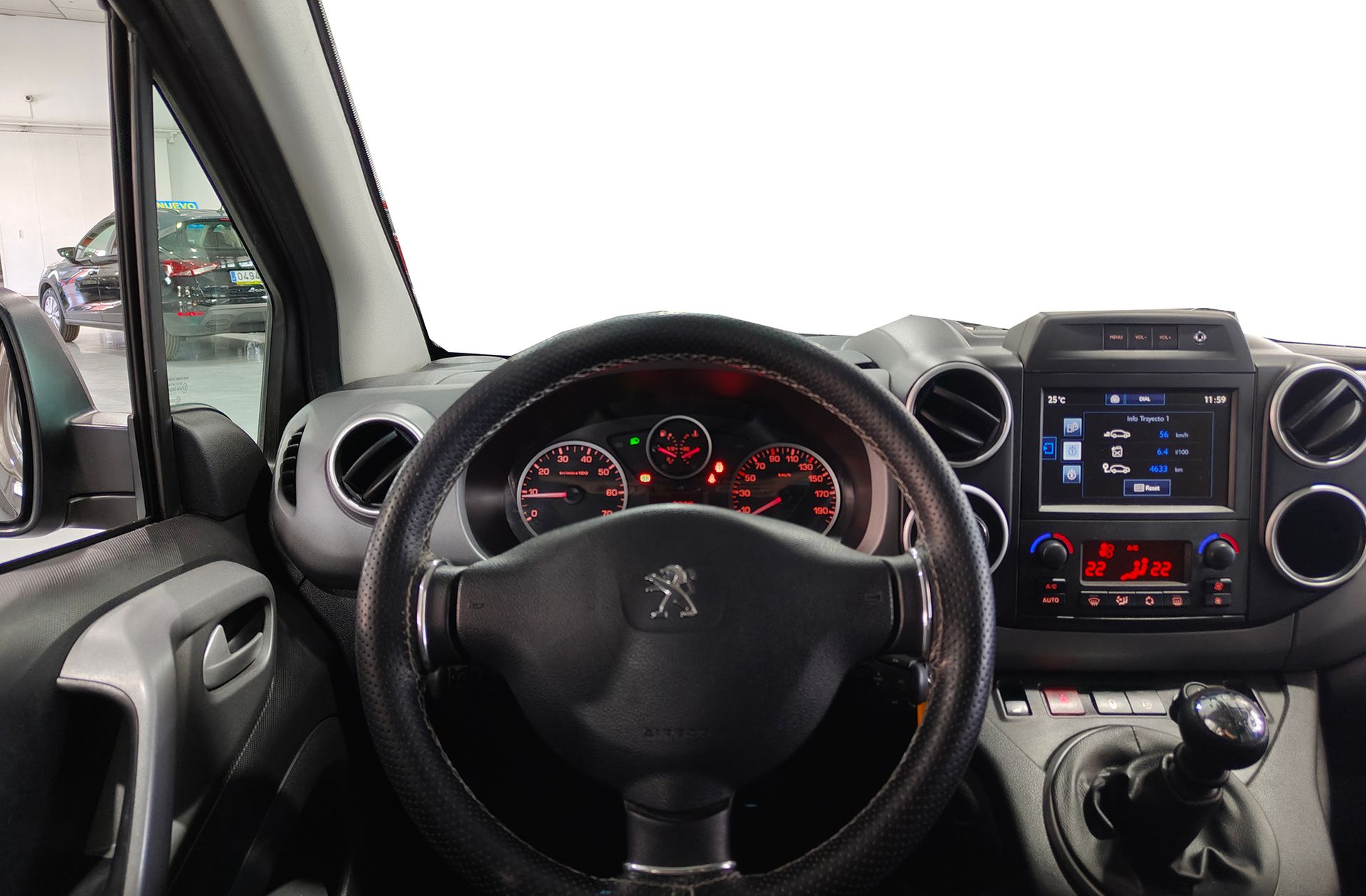 Peugeot Partner Tepee BlueHDi 120 Outdoor - foto 19