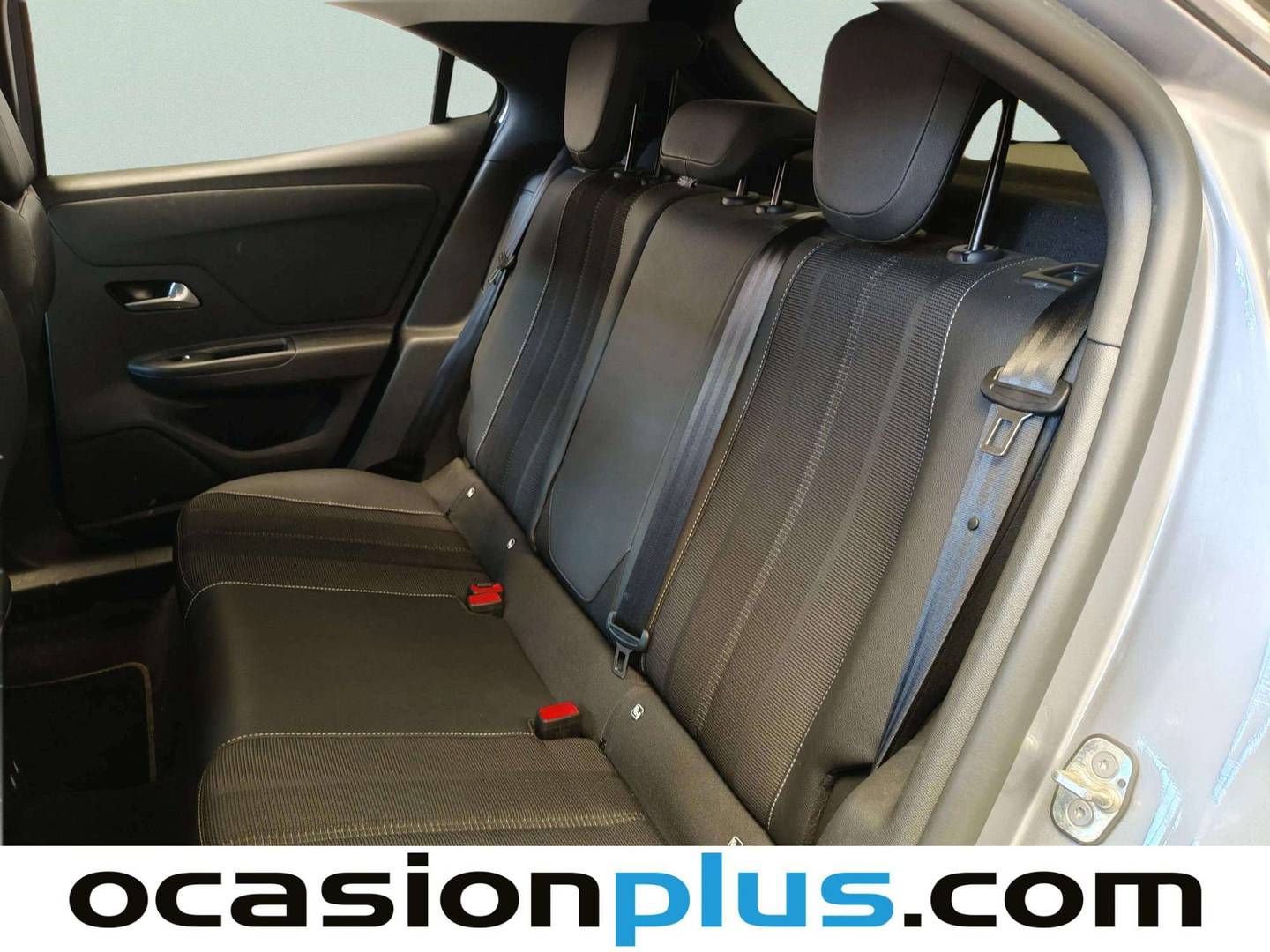 Foto asientos traseros Opel Mokka Opel Mokka 1.2 T Business Elegance (100 CV)