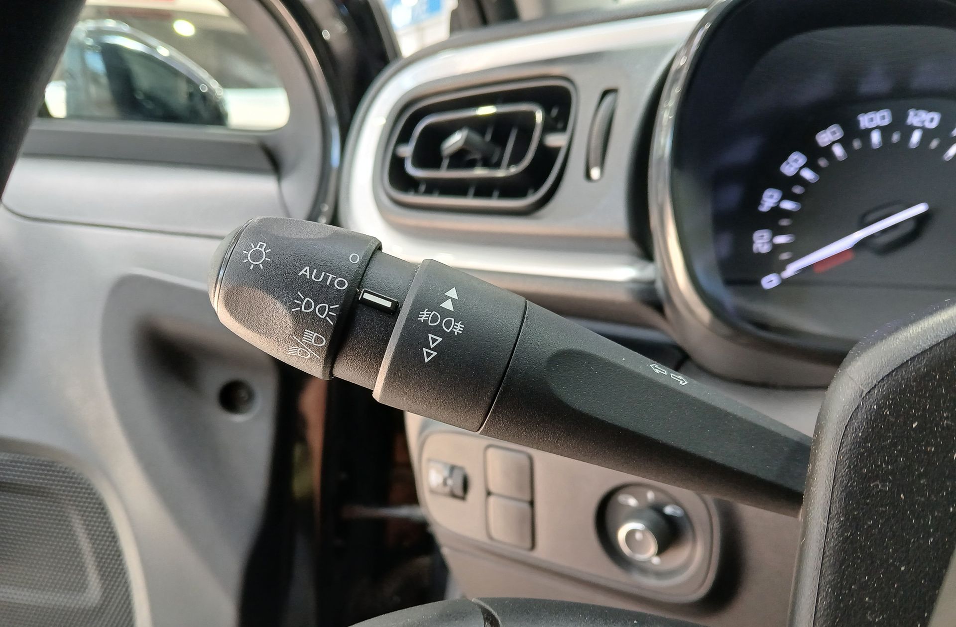 Citroën C3 PureTech 83 Plus - foto 24
