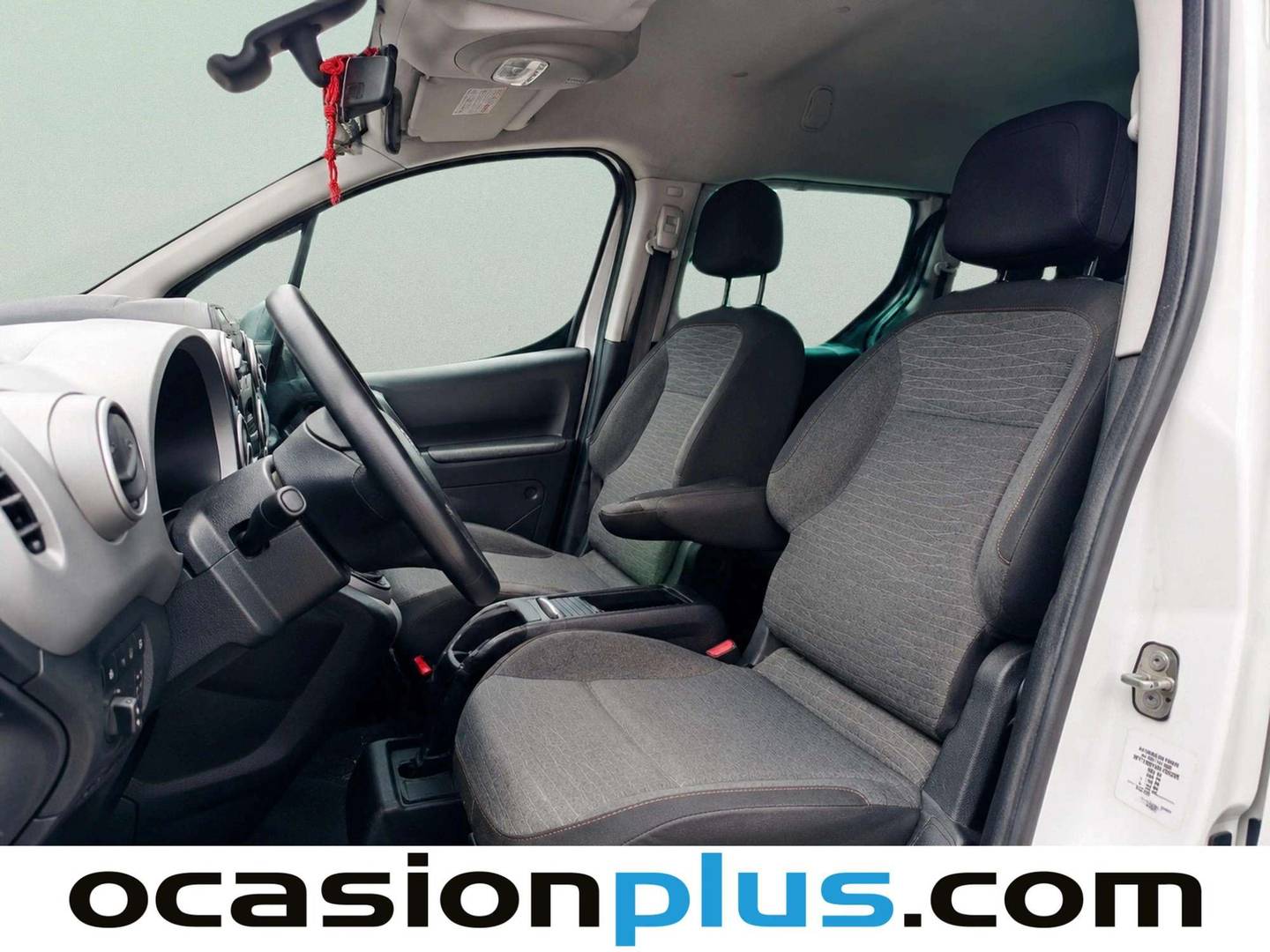 Foto asientos delanteros Citroën Berlingo Citroën Berlingo Combi BlueHDi 100 Multispace 20 Aniversario (100 CV)