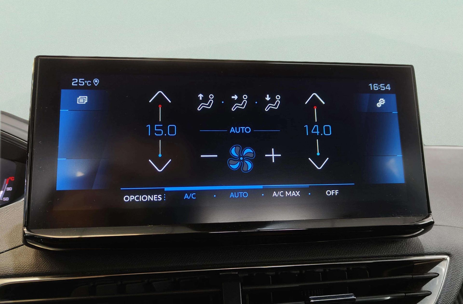 Peugeot 5008 1.2 Allure Pack eDCS6 7 plazas - foto 36