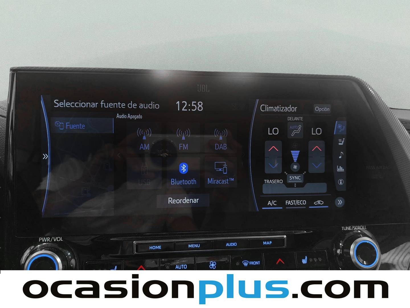 Toyota Highlander Toyota Highlander 2.5 Luxury P. Metalizada seminuevo
