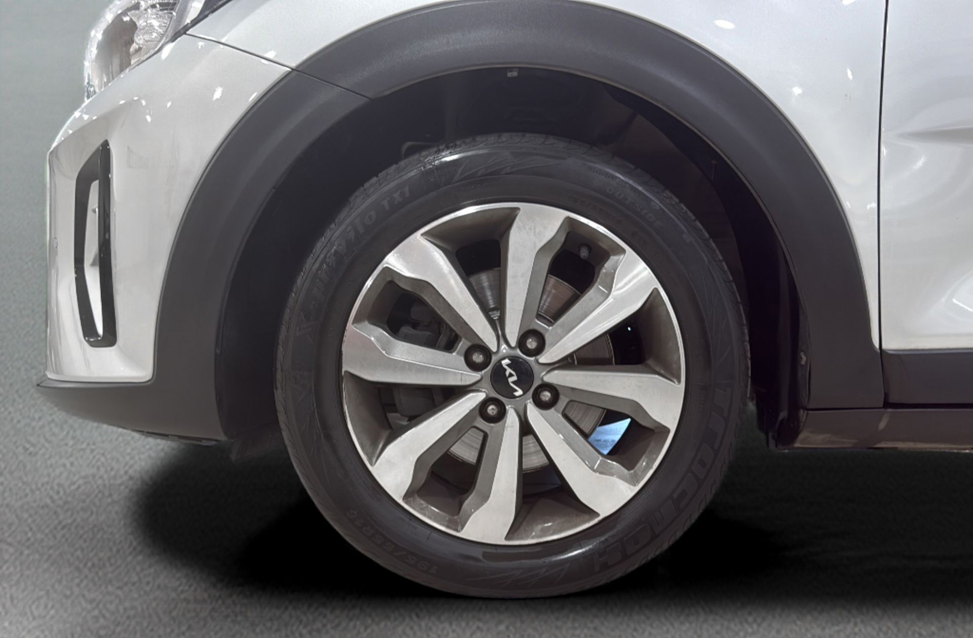 Kia Stonic 1.0 T-GDi Drive - foto 29