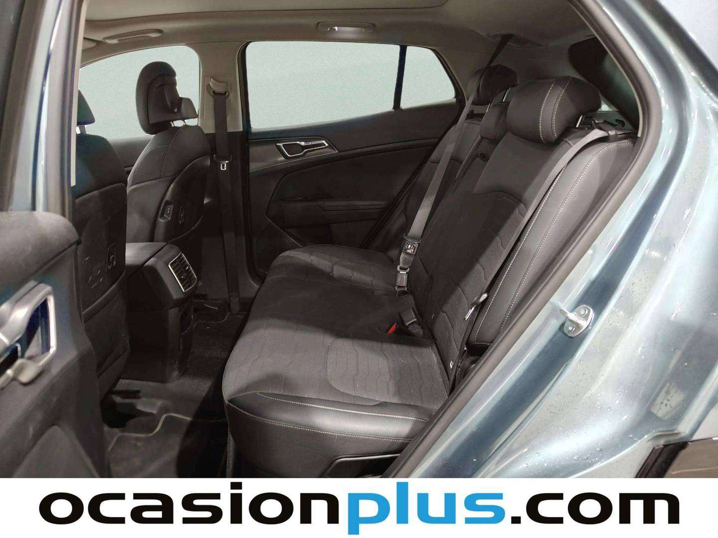 Foto asientos delanteros KIA Sportage KIA Sportage 1.6 T-GDi HEV Tech 4x2 (230 CV)