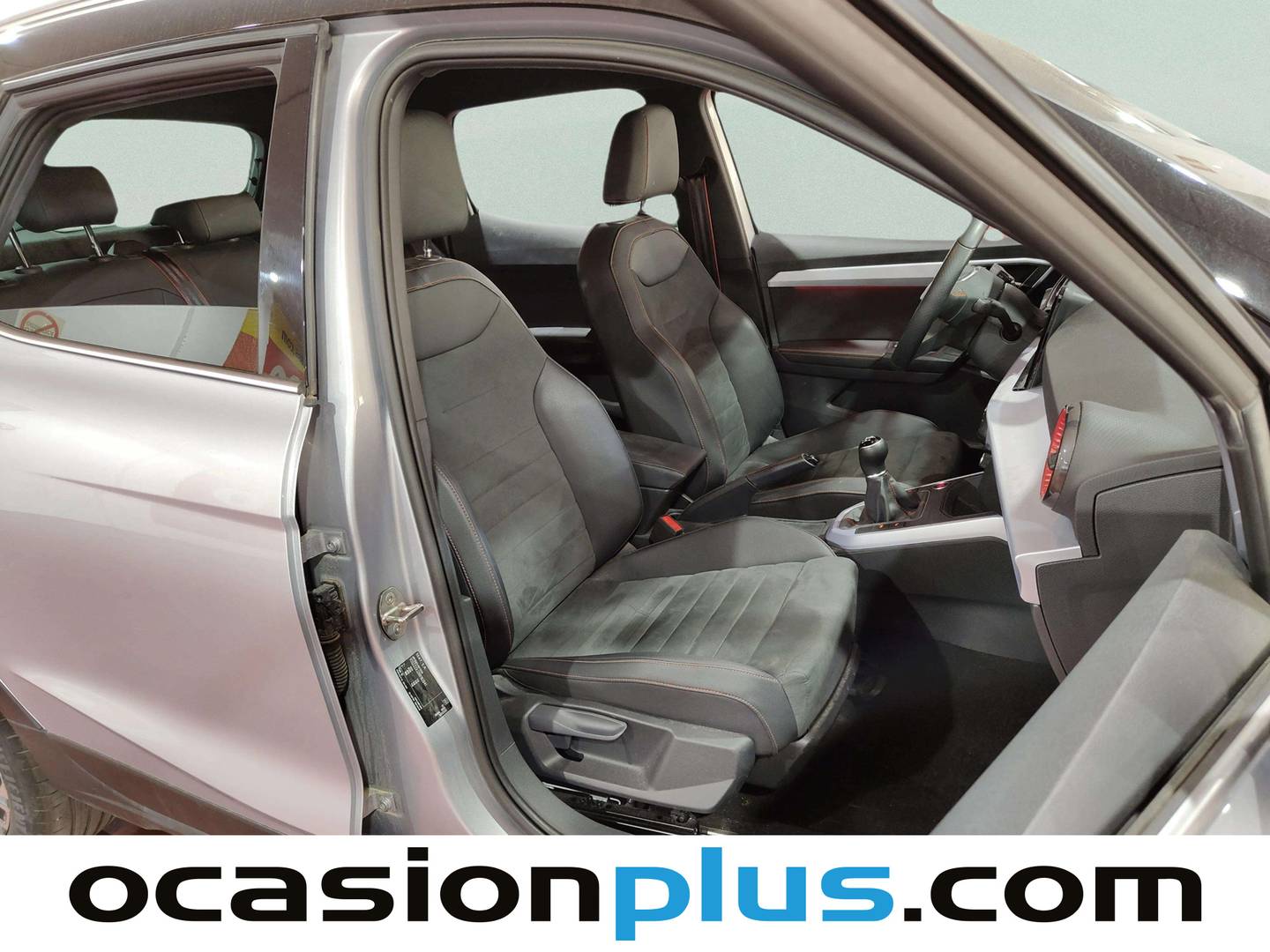 Foto Seat Arona SEAT Arona 1.0 TSI S&S FR XL (115 CV)