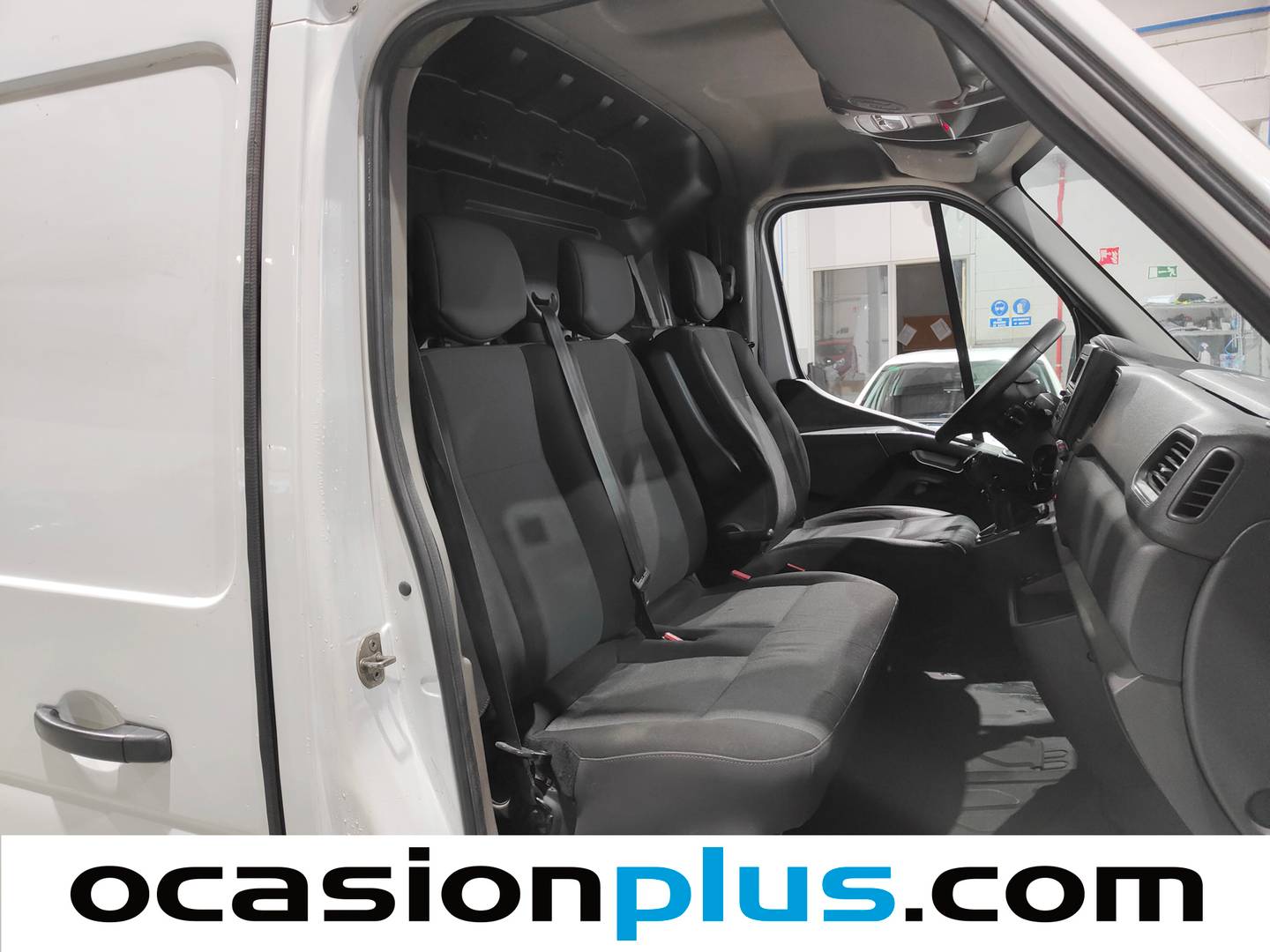 Foto Renault Master Renault Master Furgon Furgon L2H3 3500 Energy Blue dCi (150 CV)