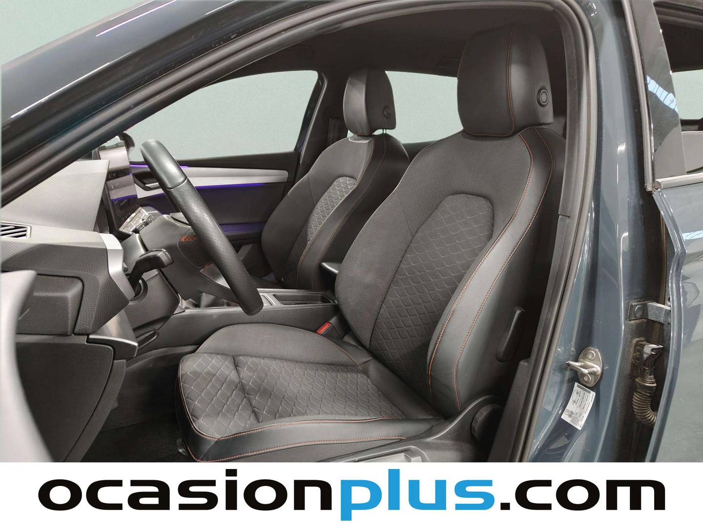 Foto asientos delanteros Seat León Seat León 1.5 TSI S&S FR 25 Aniversario (116 CV)